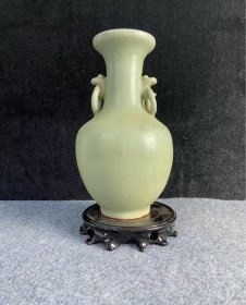 明代龙泉窑青瓷花瓶-58