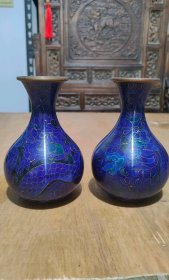 单色釉老景泰蓝铜瓶一对，高12.5厘米，漂亮全美品，紫铜胎。早期一线下乡收货特价-86