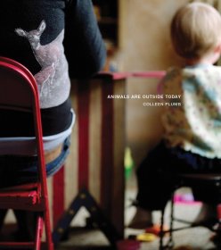 現(xiàn)貨 Colleen Plumb: Animals Are Outside Today 74張彩色照片 來呈現(xiàn)當下人類與動物之間矛盾而密切的共存狀況 攝影集