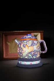 紫砂珐琅彩龙凤纹茶壶