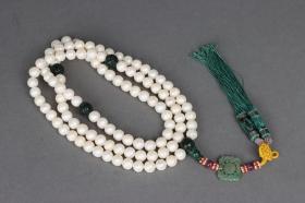 清代 珍珠团寿纹108佛珠。 规格：珠径1.2㎝重211g