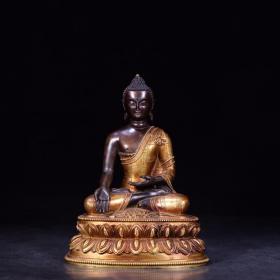清：铜鎏金藏传佛像。