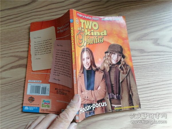 Two Of a Kind Diaries
内有字迹