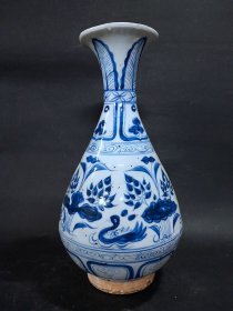 明 代青花瓶