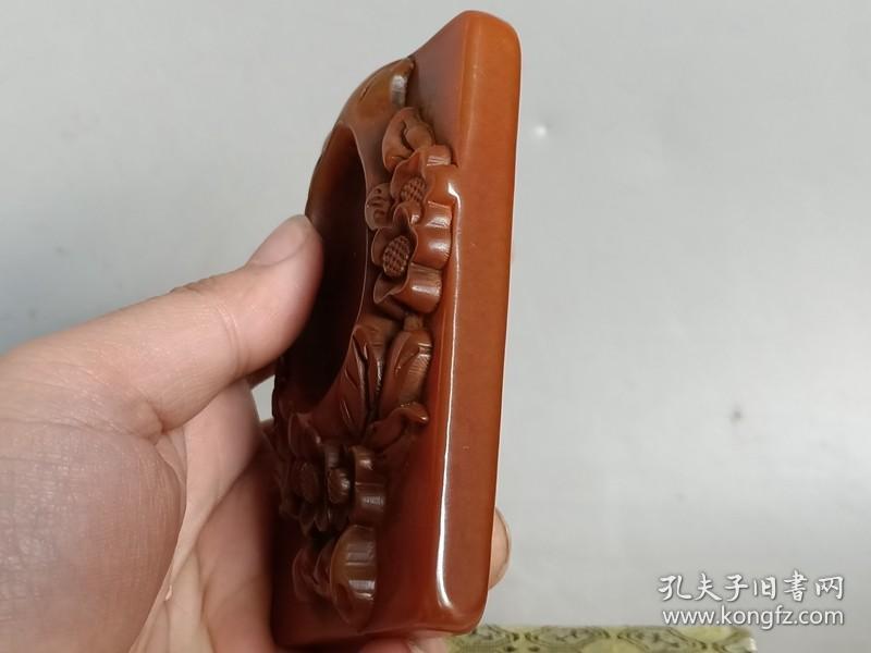乡下收的清代雕工不错的田黄石砚台