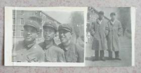 两张老照片洗在一张相纸上（3个军人和2个干部）