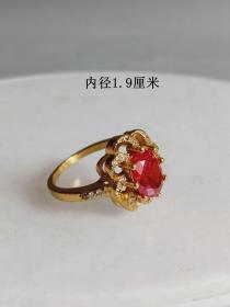 漂亮的天然红宝石K金女士戒指              ·