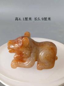 少见的战汉时期老和田玉瑞兽把件挂件 ··