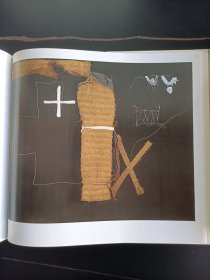 Tapies  塔皮埃斯画集  开本约：30厘米*28.5厘米229P