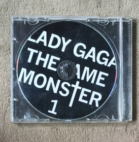 CD;lady gaga 嘎嘎小姐