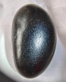 ML61  、马达加斯加玛瑙，俗称马料。奇石，观赏石，【    腰子，肾脏器官  】，尺寸： 5.5*3.5*2  厘米  。