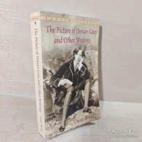 The Picture of Dorian Gray and Other Writings (Bantam Classics)