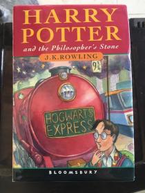 Harry Potter Boxed Set：Contains: Philosopher's Stone / Chamber of Secrets / Prisoner of Azkaban / Goblet of Fire / Order of the ... Hollows