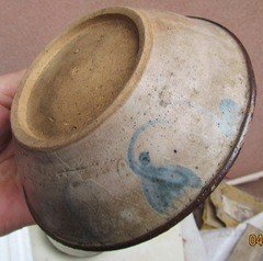 清中早期青花瓷碗1个。完整无缺。有人说这是宋代的碗。永久保真