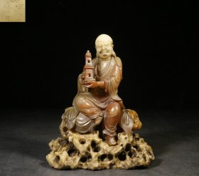 精品.旧藏.“友清”款寿山芙蓉石手工雕刻罗汉坐像摆件