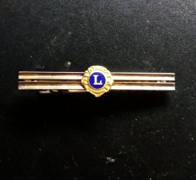 少见纯银镶嵌K18金领带夹美品.