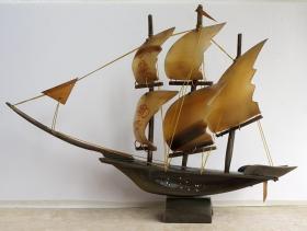 民国牛骨雕帆船