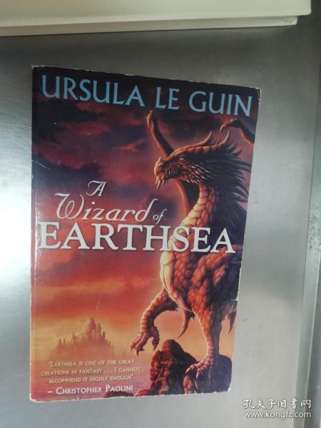 A Wizard of Earthsea (The Earthsea Cycle, Book 1)