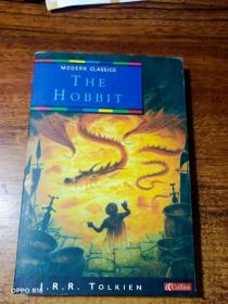 The Hobbit (Essential Modern Classics)[霍比特人]