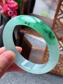 老坑冰种飘绿正装正圈手镯