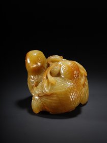 和田黄玉鹌鹑摆件，