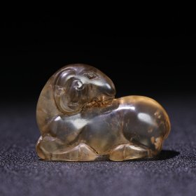 旧藏，天然老水晶卧羊小摆件，