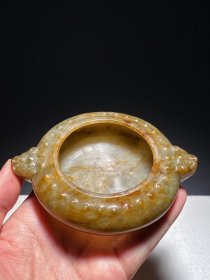 明 和田玉籽料 沁色 双兽耳炉 水洗 文房 摆件 长11.5 宽9.2 高2.8厘米 重189.6克