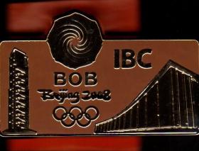国际奥林匹克媒体传播集团中国奥委会联发BOB、IBC大铜章、镇纸章