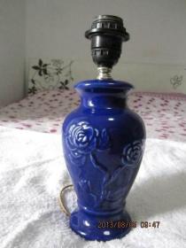 瓷制老台灯收藏蓝色花瓶式蓝釉瓷老瓷器台灯座摆件 影视道具
