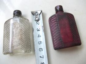 二手满洲国时期的仁丹玻璃瓶两个 10052