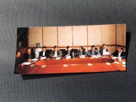 南开大学圆桌会议彩色照片