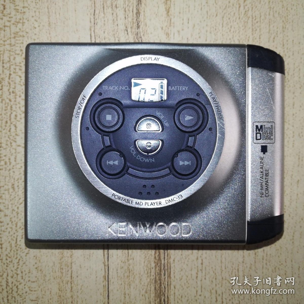 日本原装建伍MD随身听 KENWOOD PORTABLE MD PLAYER DMC-J3  能正常播放 附MD唱片一张 原配充电电池