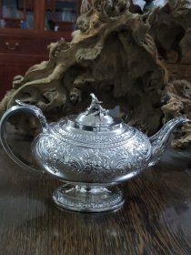 1815年 英国 925纯银 浮雕花卉 茶壶