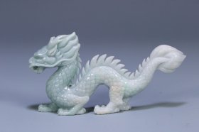 旧藏 天然翡翠龙摆件，尺寸13.6*7*2厘米，重139.5克