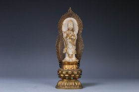 清代 银鎏金花丝和田玉释迦牟尼像，尺寸30*10*6.6厘米，重975.6克