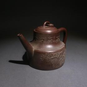 泥绘凤穿牡丹壶 落款「荆溪邵柏原制」清 尺寸19×11.5×12cm