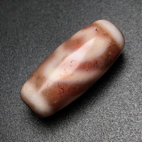 【莲花天珠】 尺寸：28*12毫米 重量7克