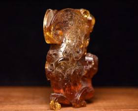 琉璃1
规格:   9.8×7.3×3.6厘米   重   236克