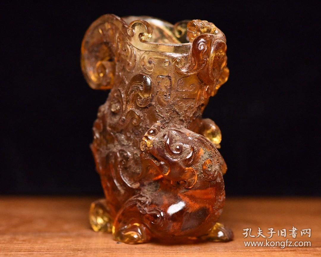 点击查看原图 琉璃1
规格:   9.8×7.3×3.6厘米   重   236克