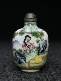 铜胎景泰蓝画珐琅鼻烟壶 景泰蓝（Cloisonne）， 尺寸：长宽高4.4/2.4/7.2厘米