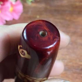 45_精美龙纹玛瑙天珠，包浆均匀自然，皮壳老辣，保存完整无残缺，品相如图。喜欢联系。
