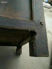 10_拆迁偶得清代榆木老钱柜一对，全品保存完好，皮克老辣，包浆浓厚，正常使用，漂亮精致，大尺寸56×56×55    小尺寸48×48×54    收藏使用价值非常好，全部保真包老，品相如图！