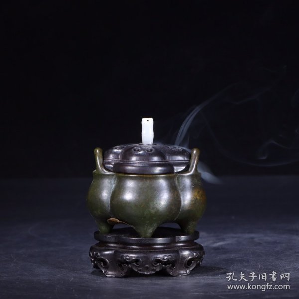 清：海棠形铜香熏炉
