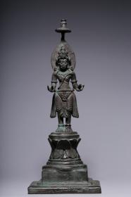 东爪哇(8--10)世纪观音菩萨铜站像