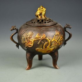 旧藏回流铜鎏金两面开窗松鹤延年三足香薰炉