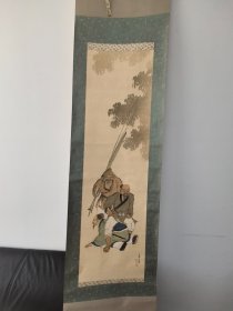 日本回流字画  ：日本购回人物画，绢本手绘《韩信胯下之辱图》大幅，书房茶室雅物，绘画精美，有落款和印章，原装绢本绫裱、双骨质轴头、 有桐木盒