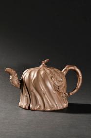 旧藏 “陈鸣远”款 紫砂茶壶。