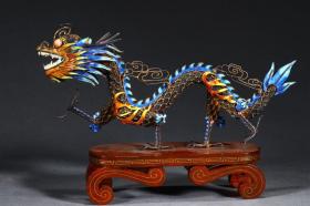 清:银累丝烧蓝龙摆件。