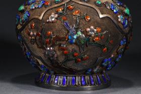 清代,掐丝珐琅银累丝烧蓝盖罐。