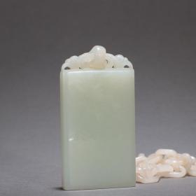 清代-和田玉籽料平安无事佩牌。